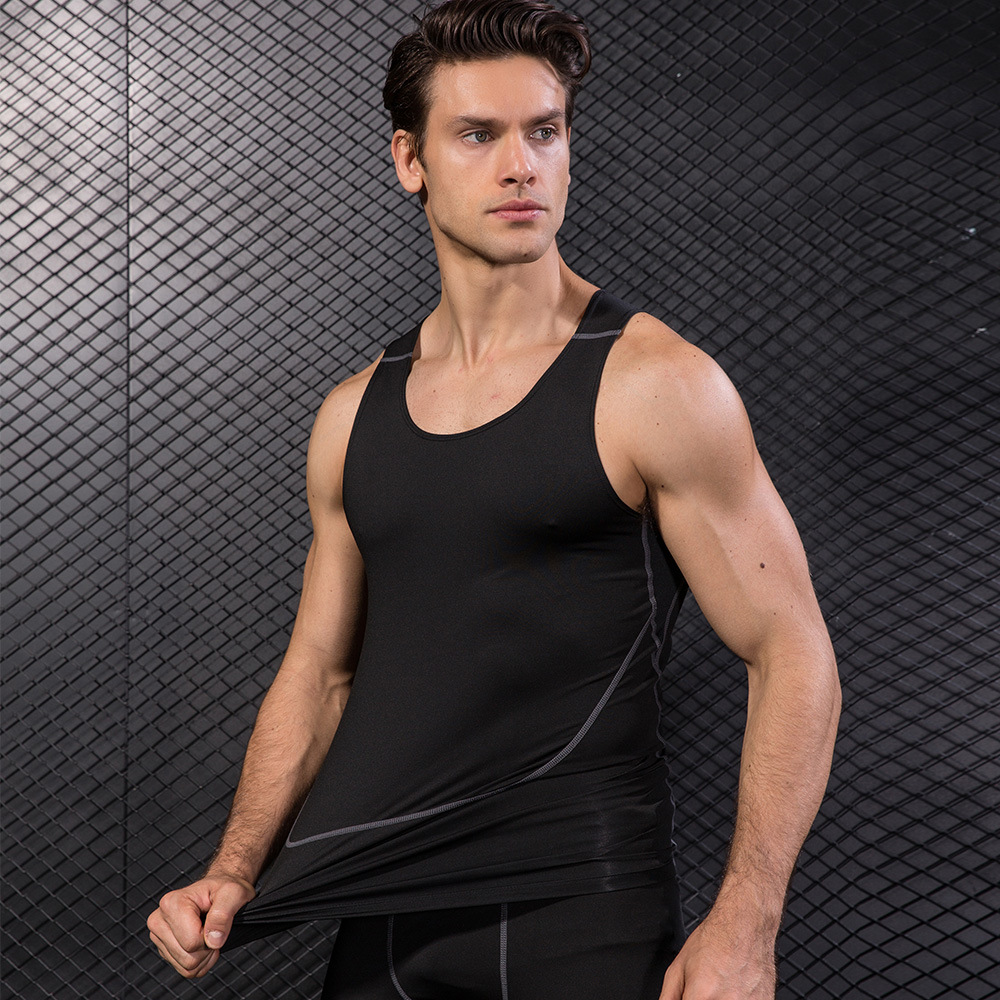 Męska czarna sportowa obcisła  – T Shirt Tight Fit recenzja i cena